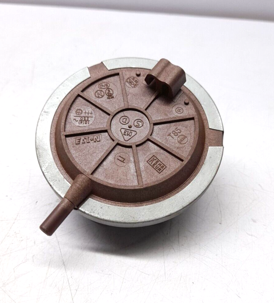 Eaton PD4-524A Level Switch 5550-00026.07 Level Control 471 6859-35