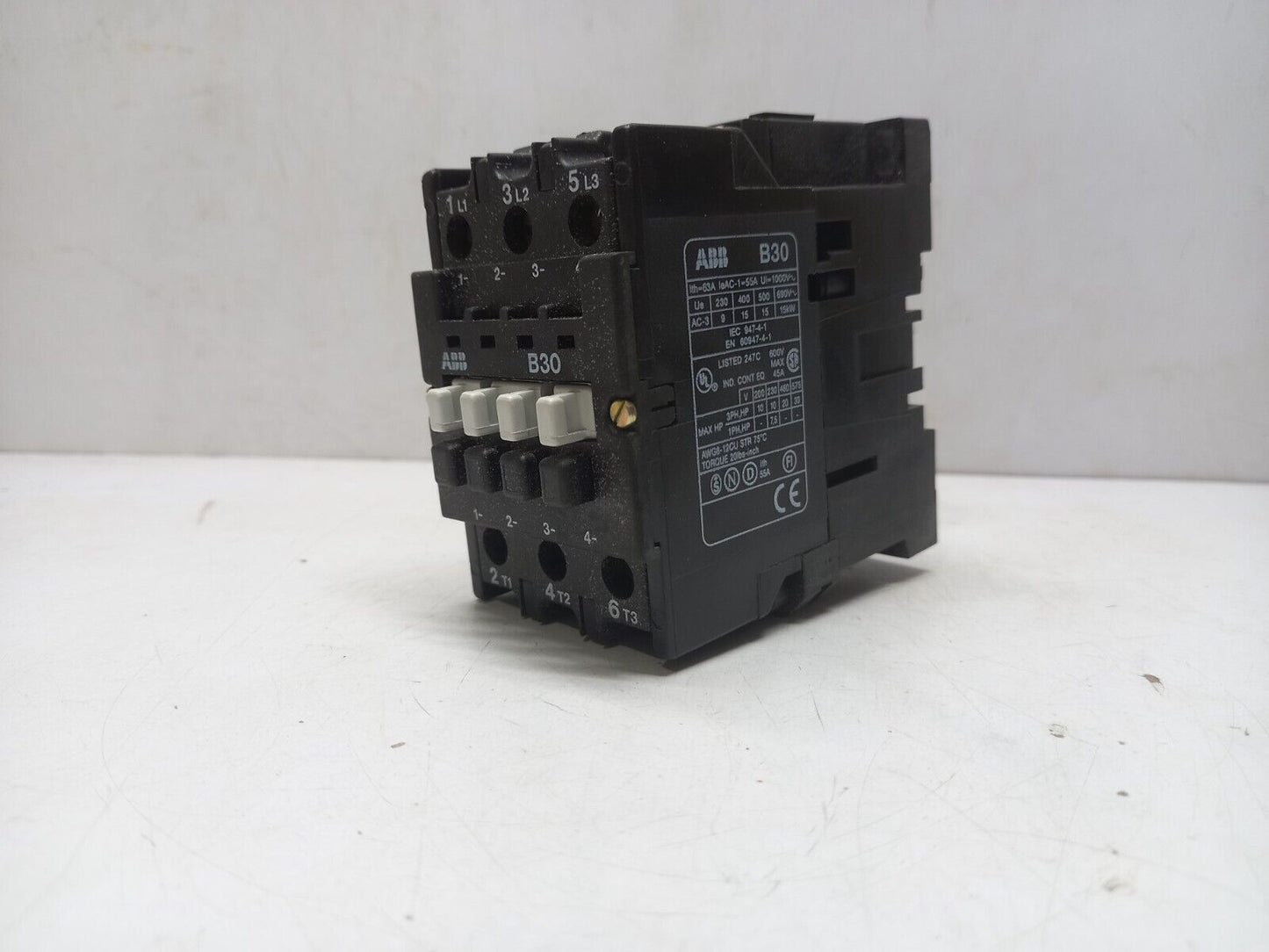 ABB B30-30-00 Overprotective Contactor 110-115V 50Hz 110-127V 60Hz