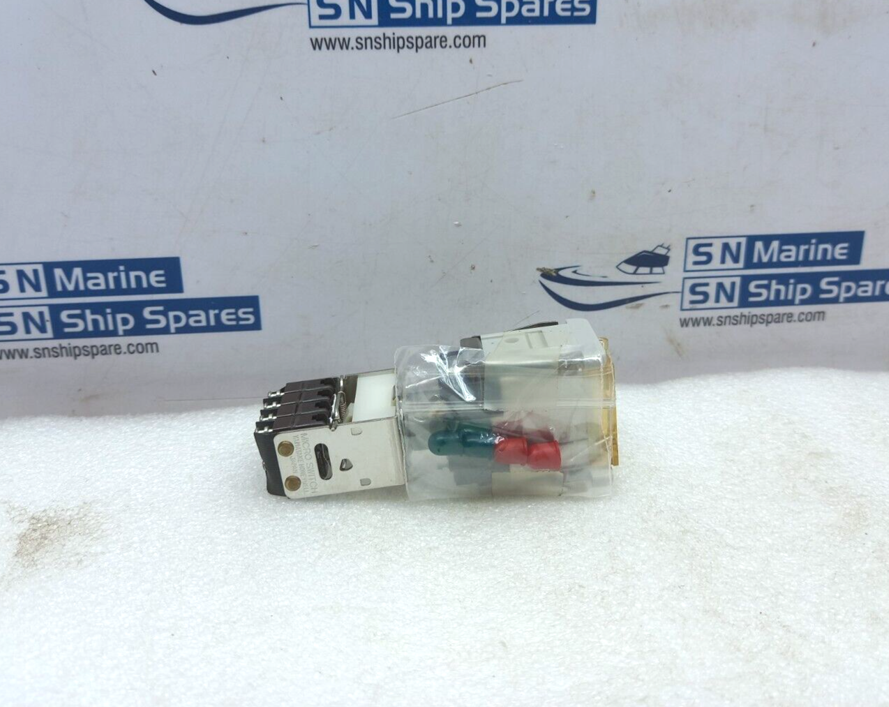 Yuken Kogyo 327L Open/Shut Control Switch Series 2 28V 1W