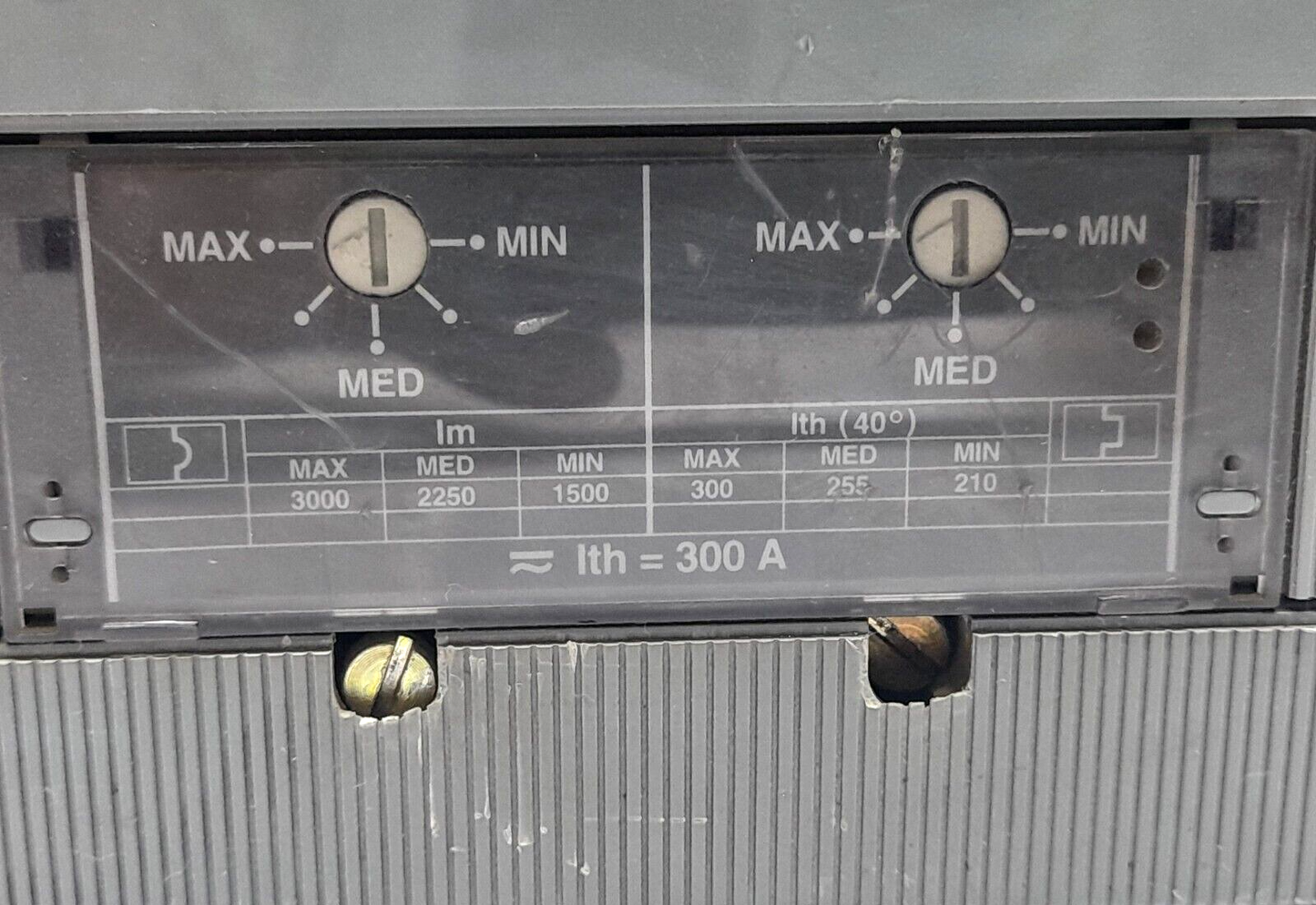 ABB S5H Circuit Breaker 300A 3P 600VAC 600VDC