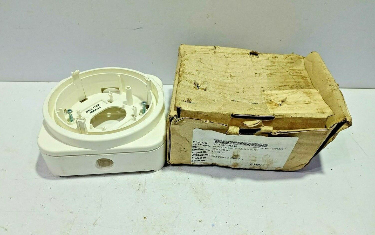 Starex DBZ1192 WT Mounting Base 458814