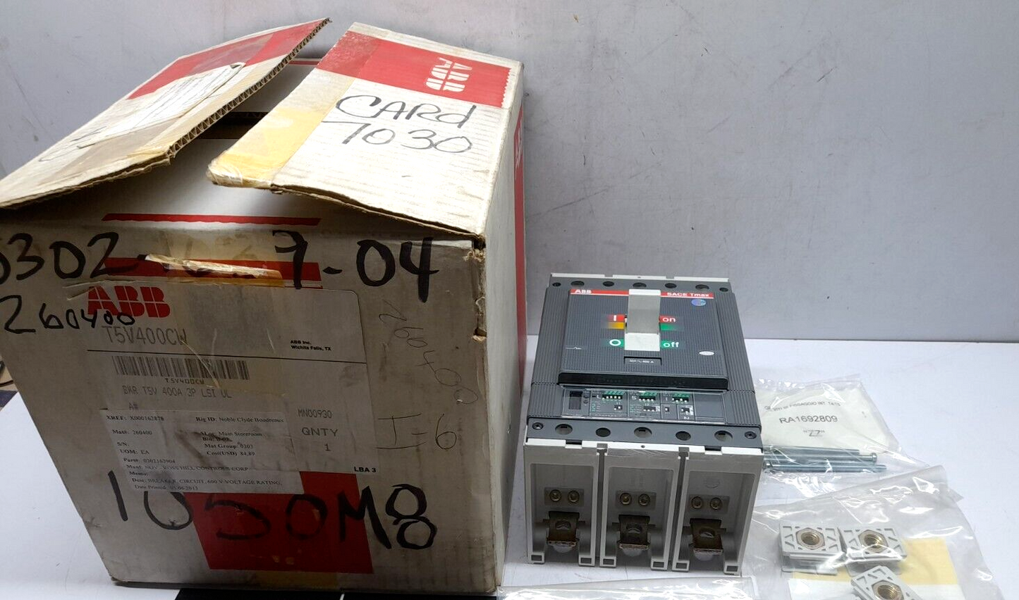 ABB SACE Tmax T5V400CW Circuit Breaker Tmax T5V 400 In = 400A