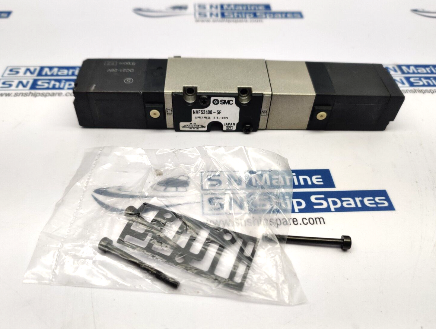 SMC NVFS2400-5F Solenoid Valve Supply: 0.15-1.0MPa Coil: DC21-26V