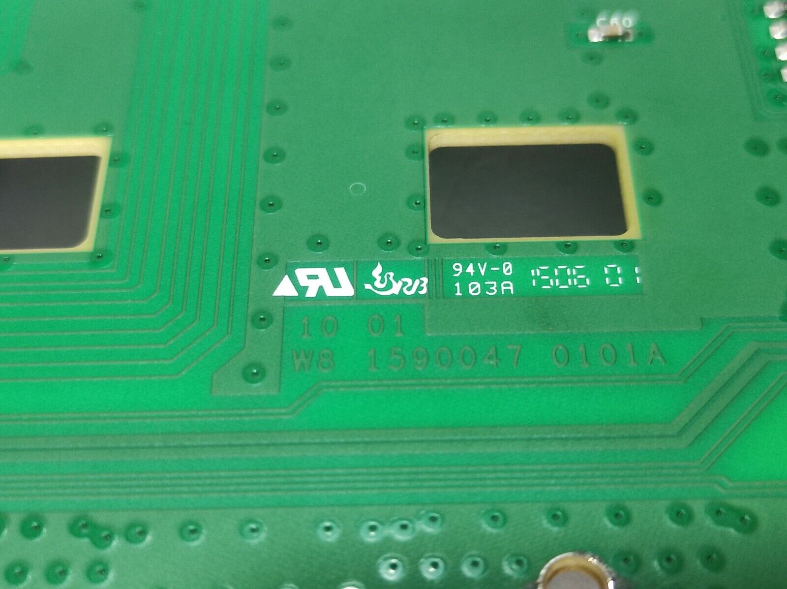 W8 1590047 0101A PCB W815900490101A0152364990 TSX3721 FDB sans ANA SY8107B 