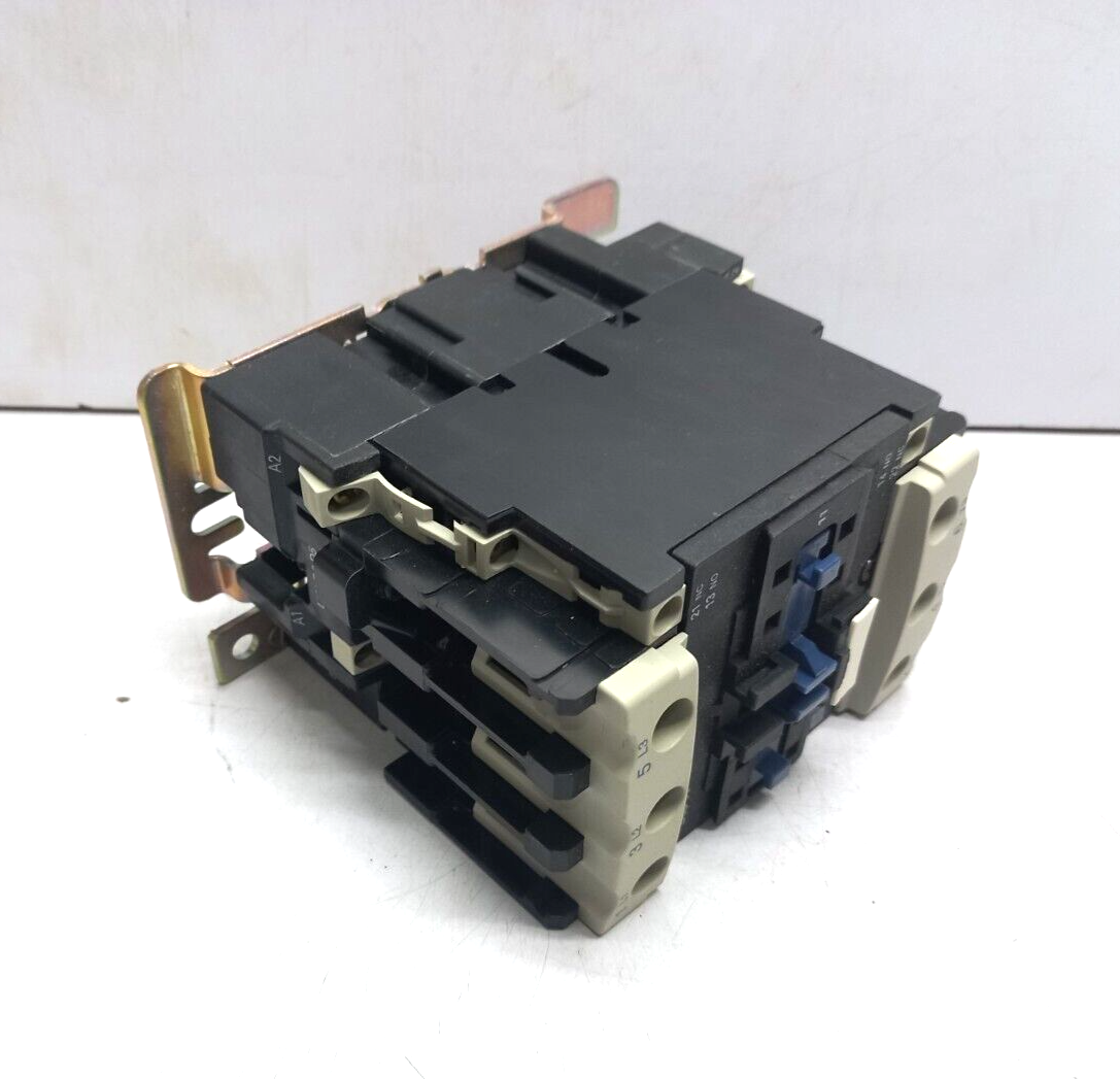 Telemecanique LC1 D6511D5 Contactor LX1 D6 D5 Coil 42V 50Hz