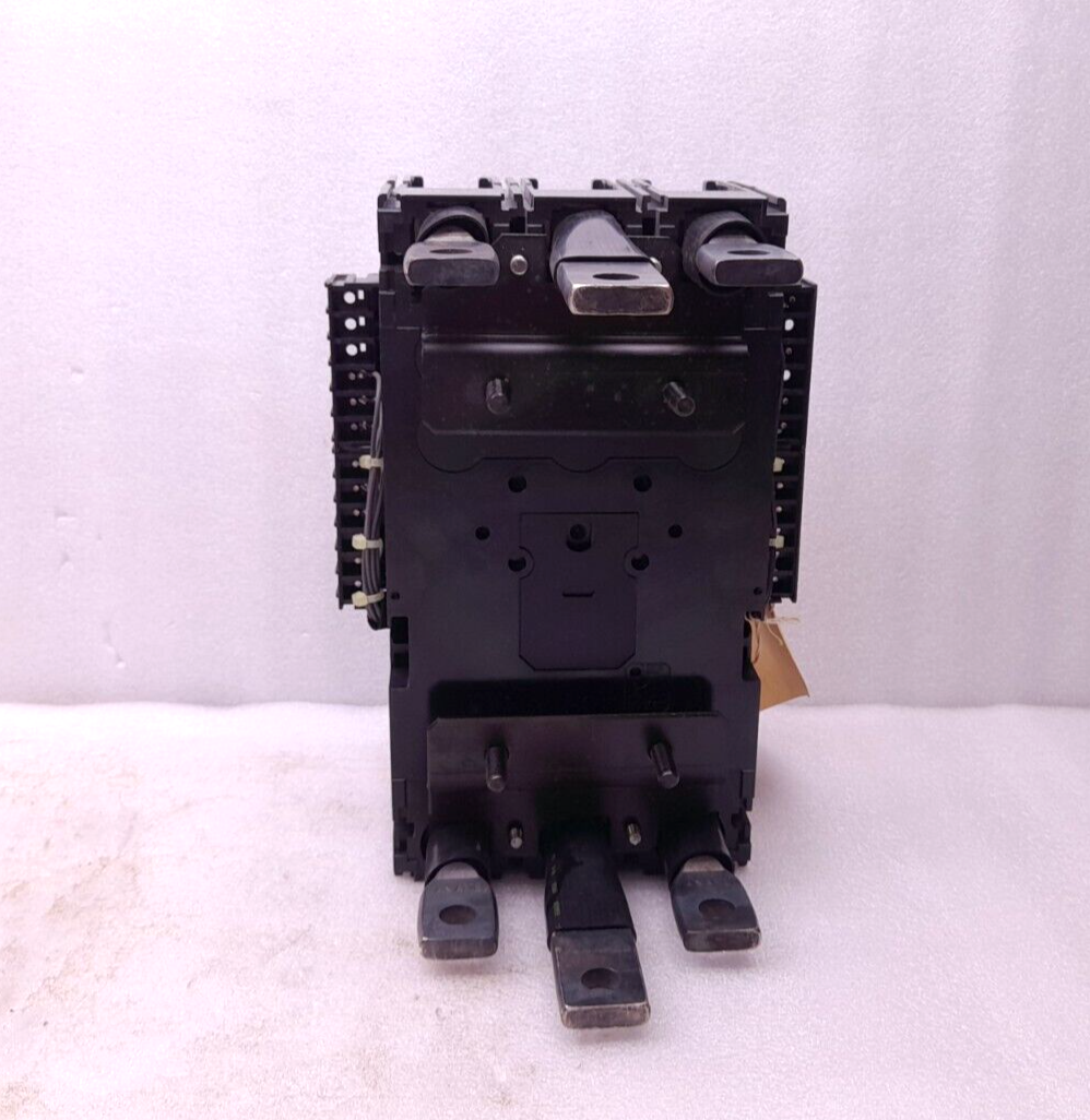 Terasaki AME-4B Air Circuit Breaker 385A 3P 480VAC 50/60Hz AME4B