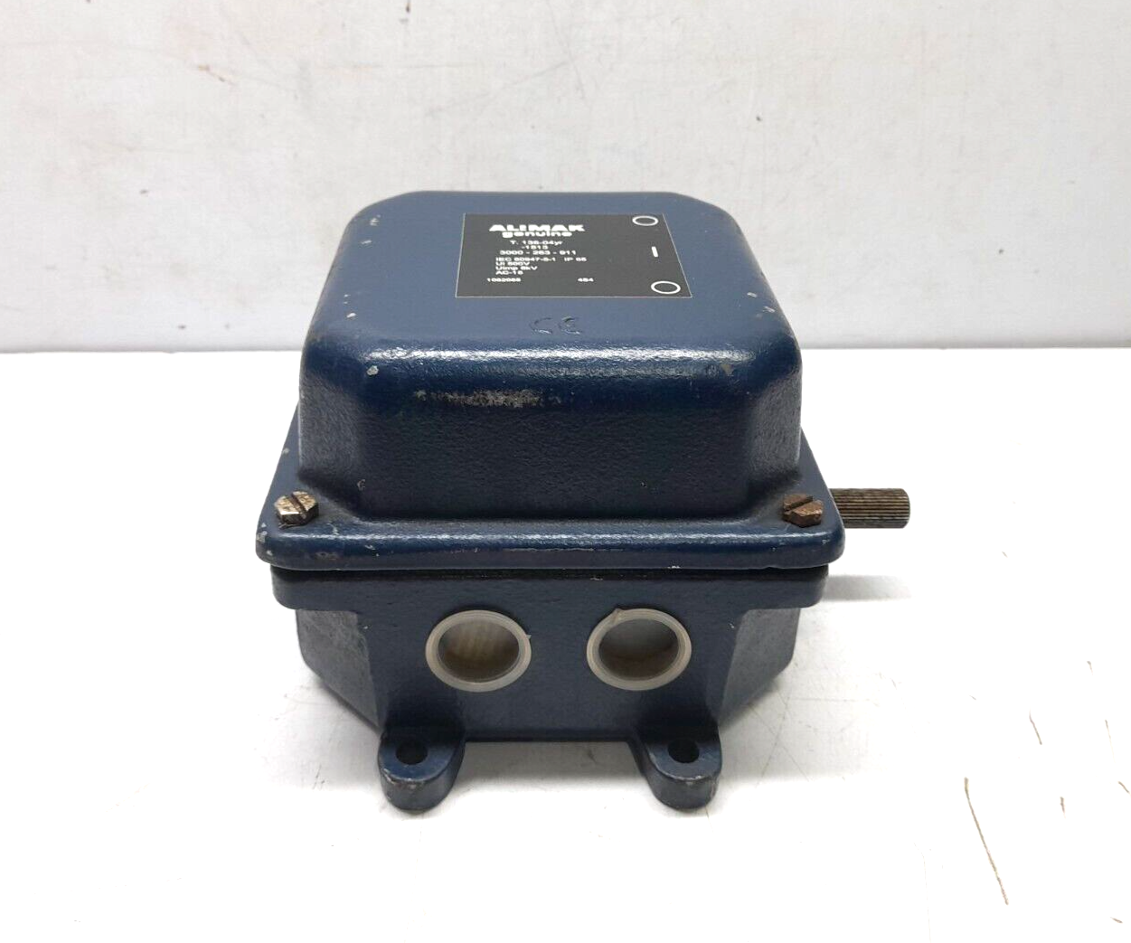 ALIMAK T.136-04YR-1513 LIMIT SWITCH 3000-263-911 UI 500V Uimp 6kV