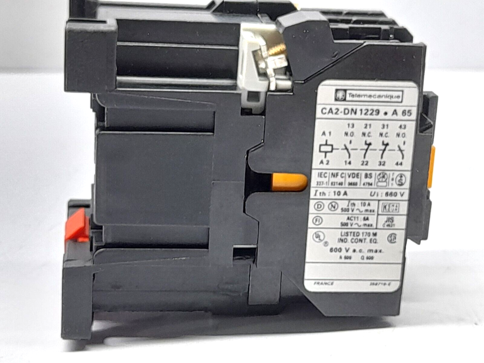 Telemecanique CA2DN1229 *A65 Relay 70712022 220V 50Hz 220-240V 60Hz