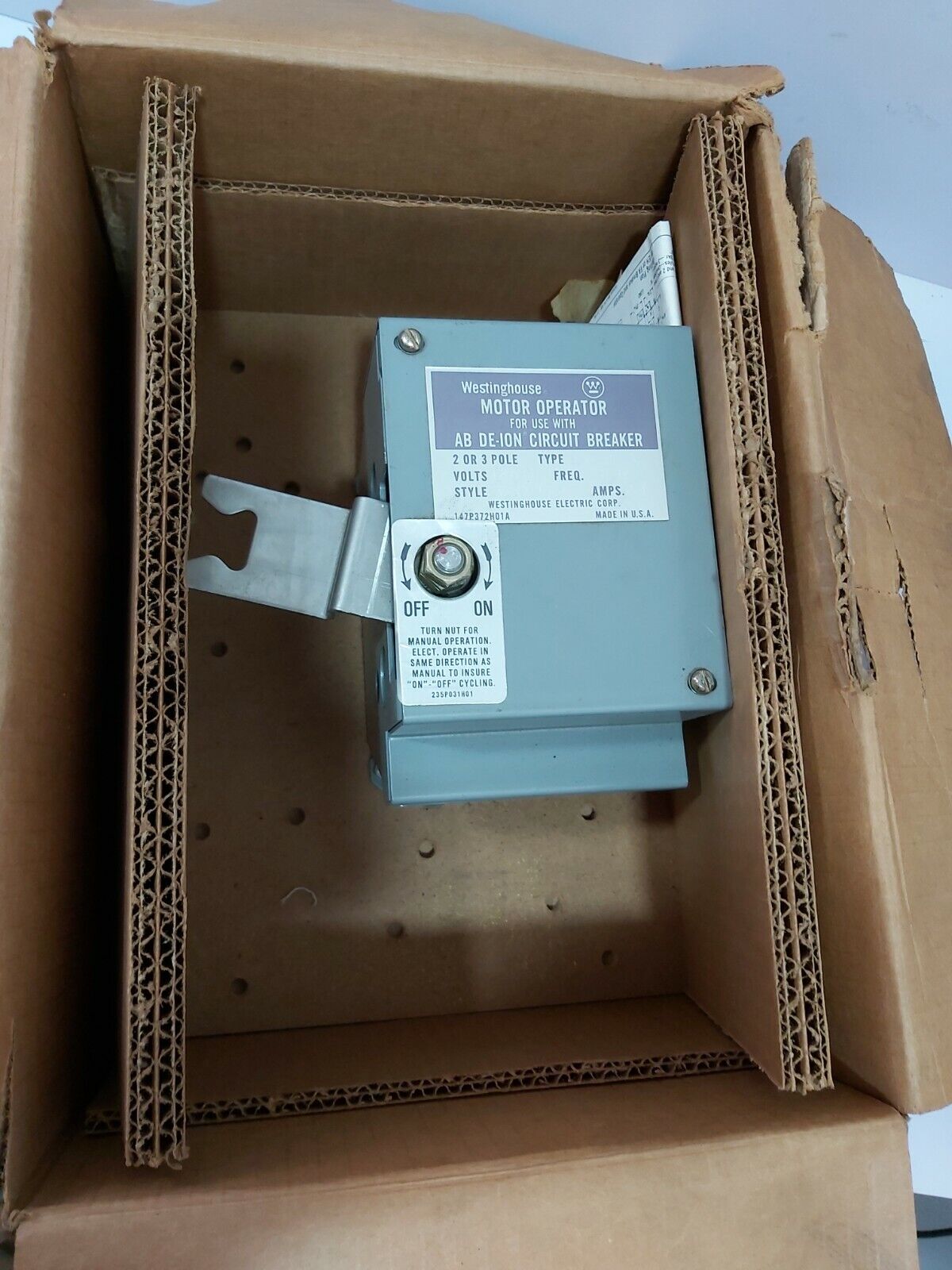 WESTINGHOUSE 656D148G11 TYPE:EA-EH-FA AB DE-ION CIRCUIT BREAKER