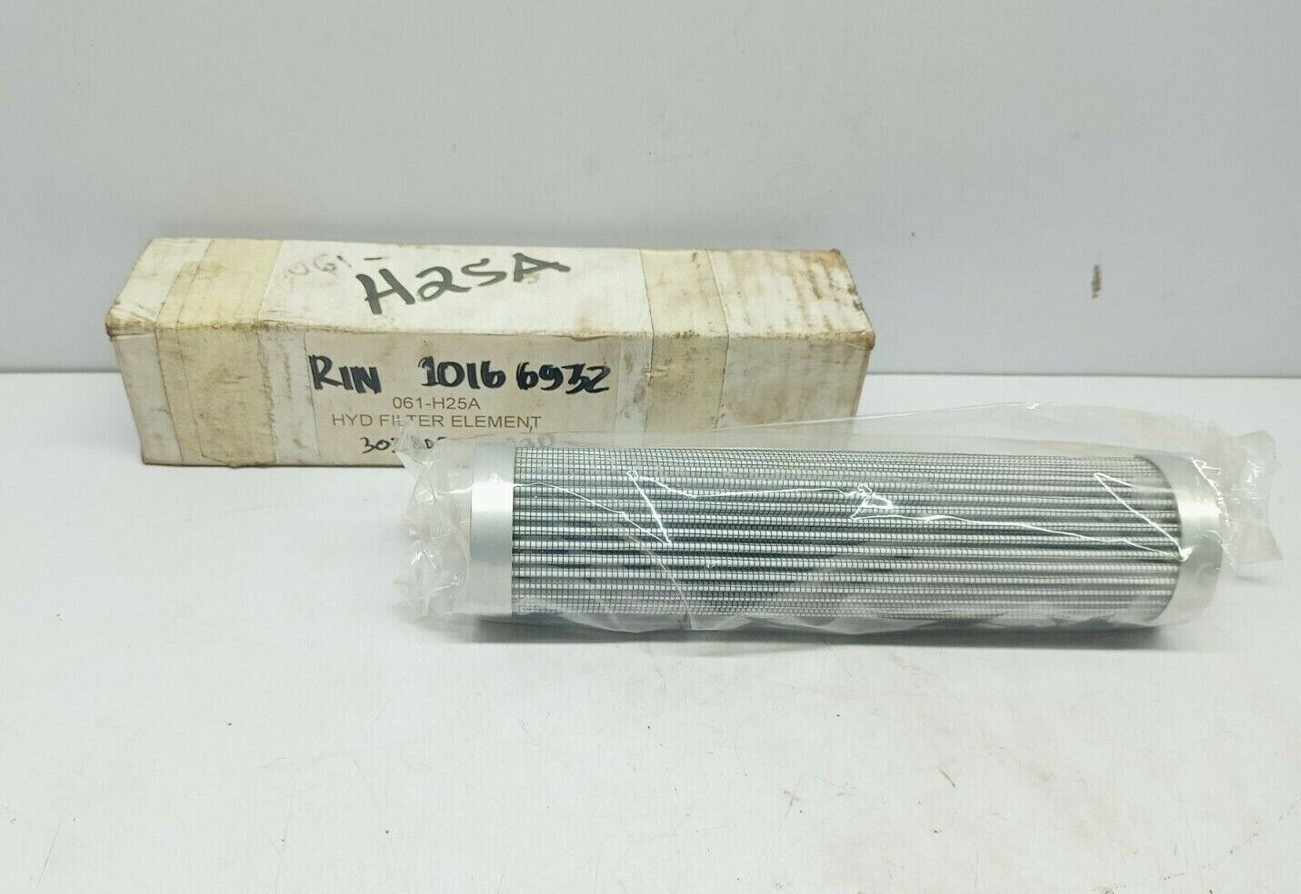 061-H25A Hydraulic Filter Element BE9801/8-25A 69646