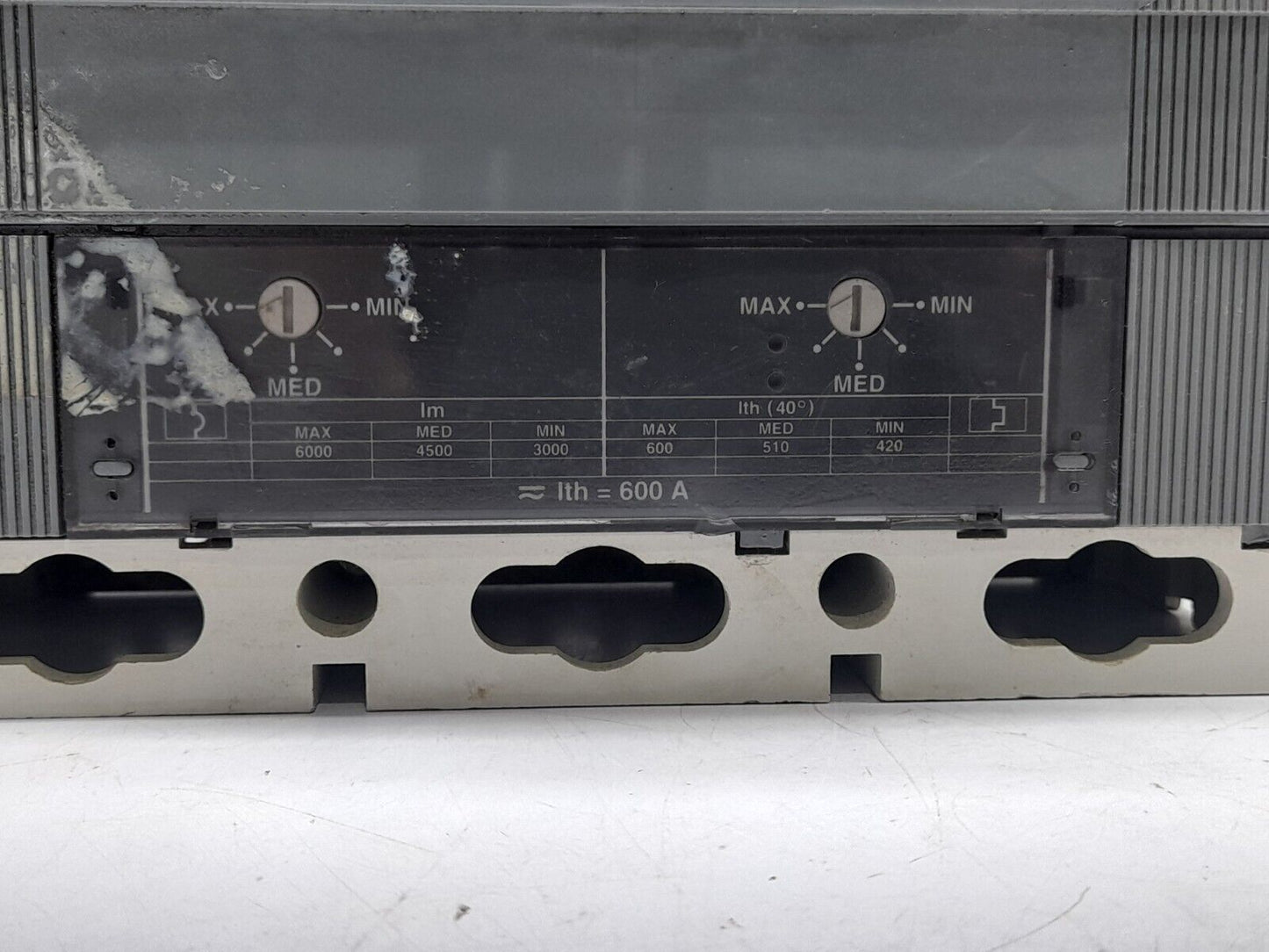 ABB SACE S6 S6N Circuit Breaker 600A 3P 600VAC