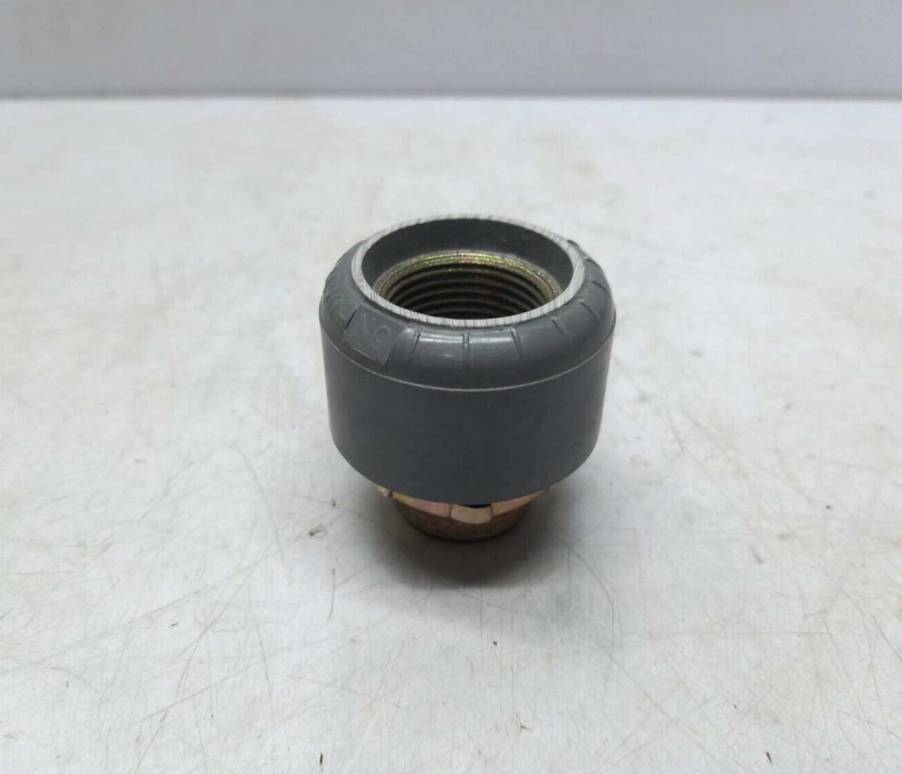 Allen Bradley 1490-N9 3/4 Conduit Hub For Use Only With Threaded Conduit