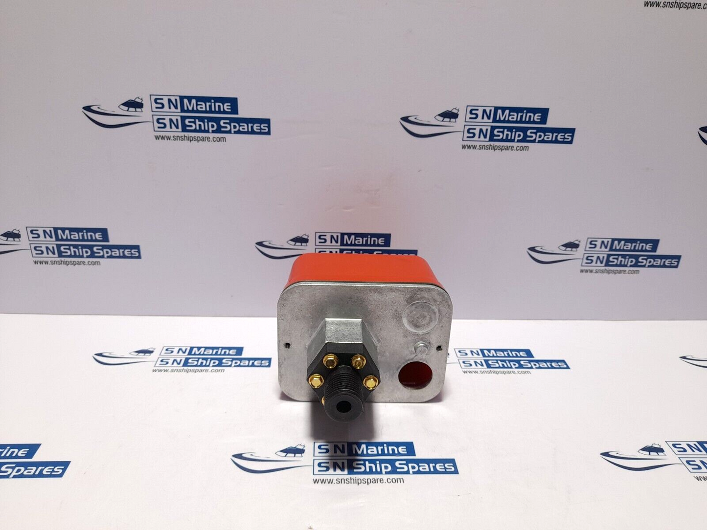 System Sensor EPS120-02 EPS Pressure Switch 125/250VAC 10A ½ HP 24VDC 2.5A L00-2