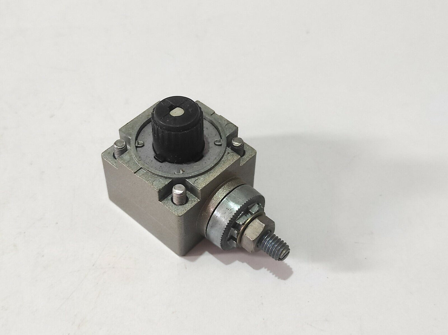 Telemecanique XCKJ10541 Limit Switch