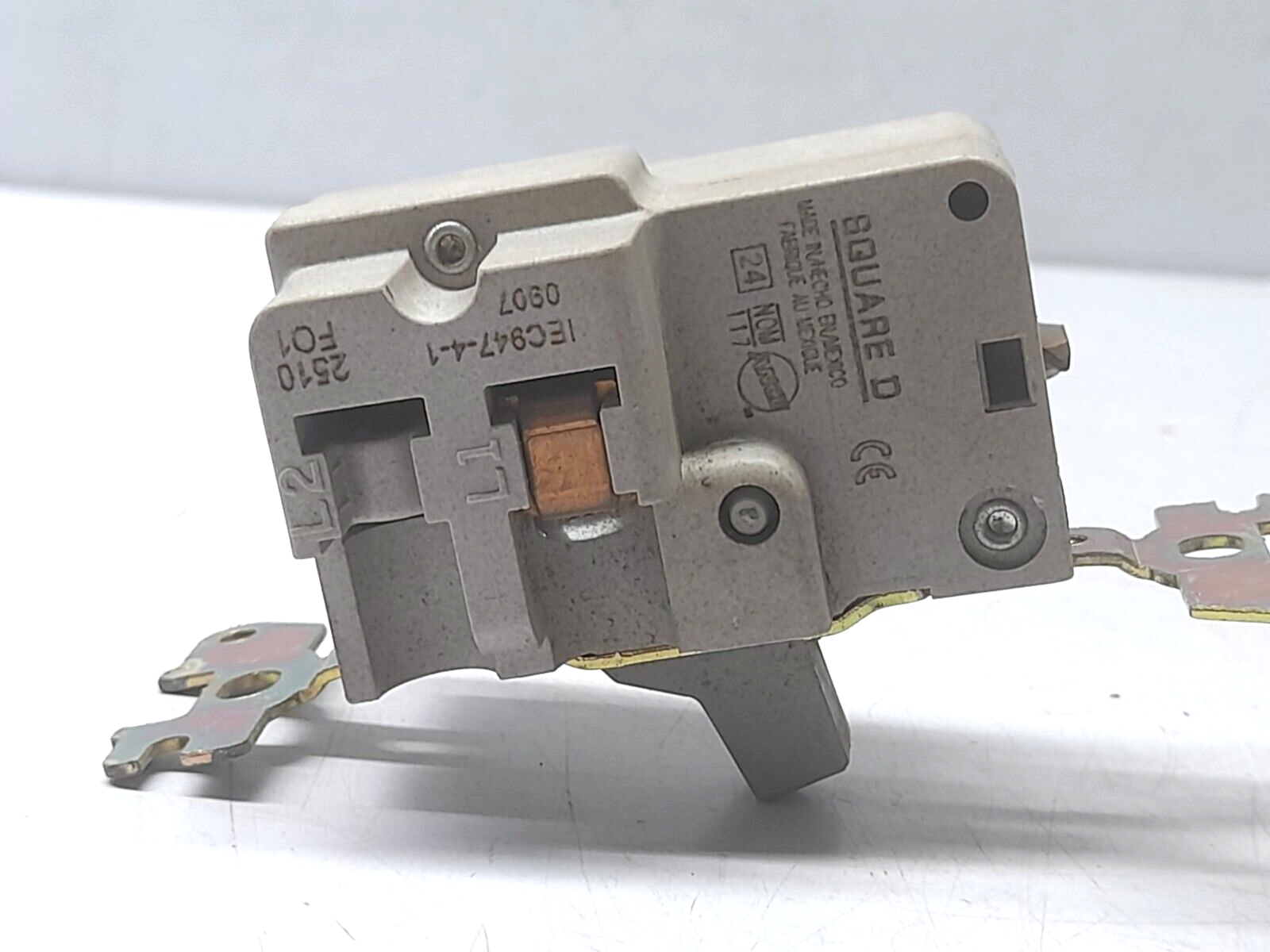 Square D 2510FO1 Manual Starter / Type: - Tirc-FO / 15-227V /1HP 1&2P