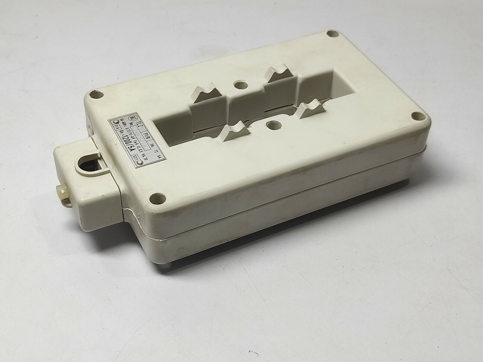 Vemer TL 2 Transformer TL2 P1/K Ith 72kA 50-60Hz 0.72/3/-kV Kn=1200/5A