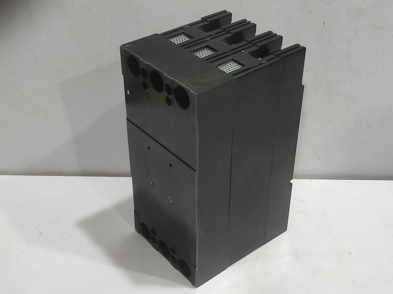 Terasaki TL-100C TemBreak Circuit Breaker 3P 60A FC 50/60Hz / TL100C60A