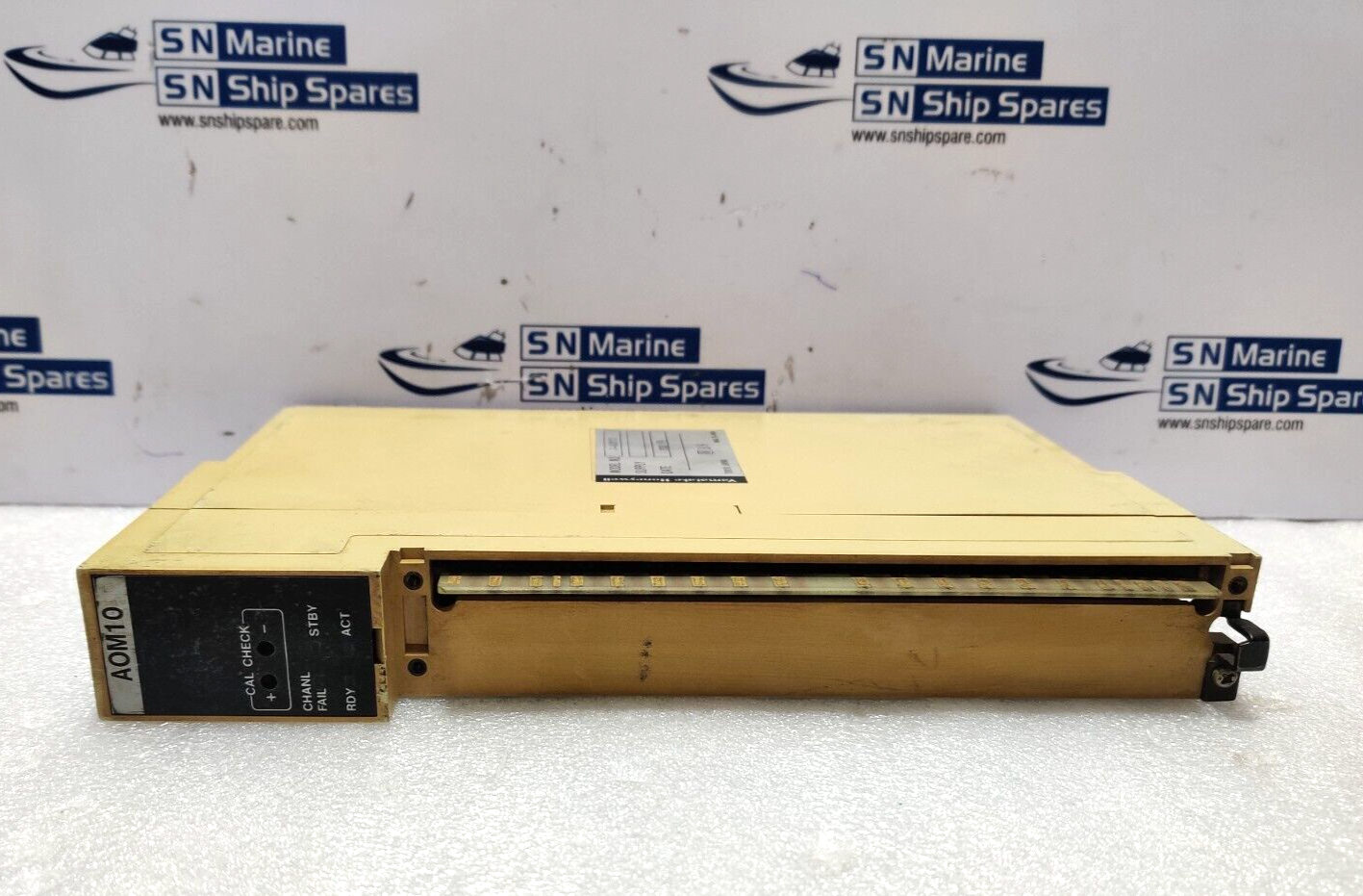 Yamatake Honeywell J-AOM10 Analog Output Module B9