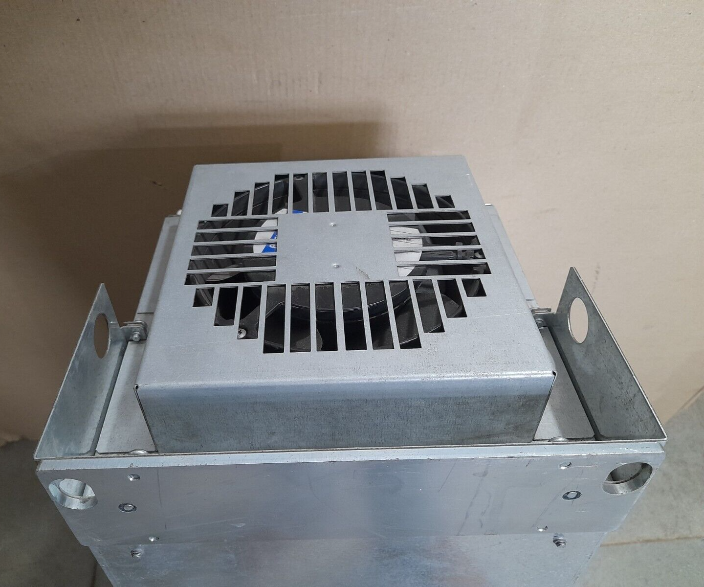 ABB ACS800-U11-0025-5 Drive ACS800 68404819 Rev E ACS800U1100255