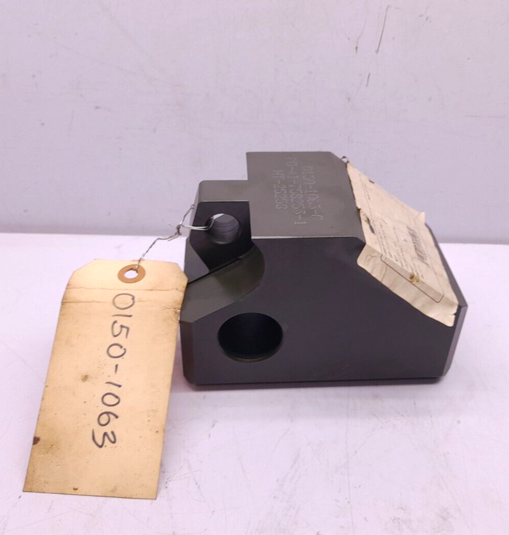 0150-1063-C Dog Latch 0150-1063 PO-41-758253-1 HT-25258