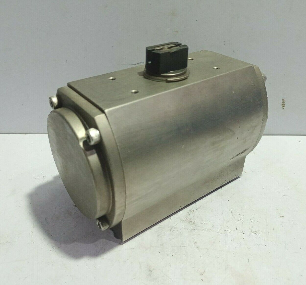 Trutorq TDA 8 F05 CNI C-Type Metric TC008C0M Pneumatic Actuator 
