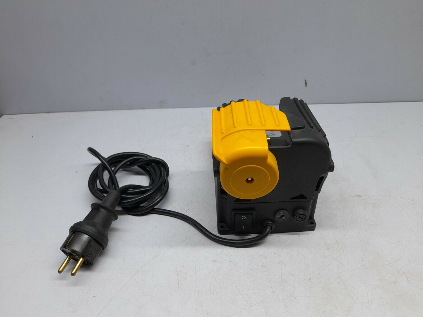 The Wolf Safety Lamp Company C-251 HV Wolflite Lamp Charger C251HV