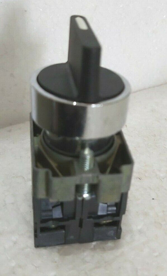 TELEMECANIQUE ZB2-BE101 2-POSITION ROTARY SELECTOR SWITCH 6-PCS LOT SALE