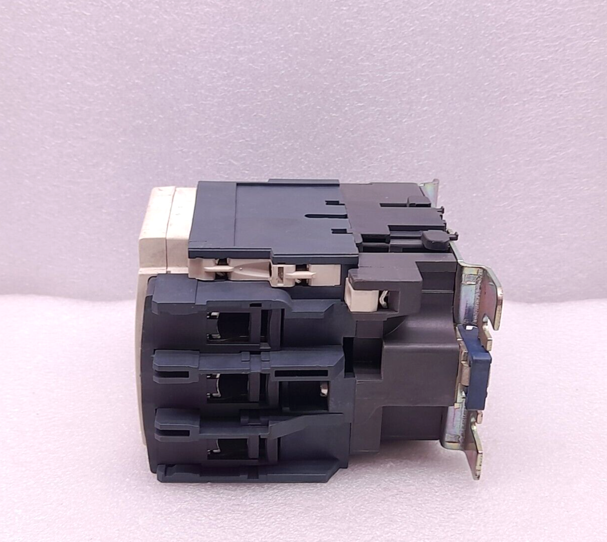 Telemecanique LC1 D9511 Contactor LC1 D95 Ith 125A LX1 D6 R7 Coil 440V 50/60Hz