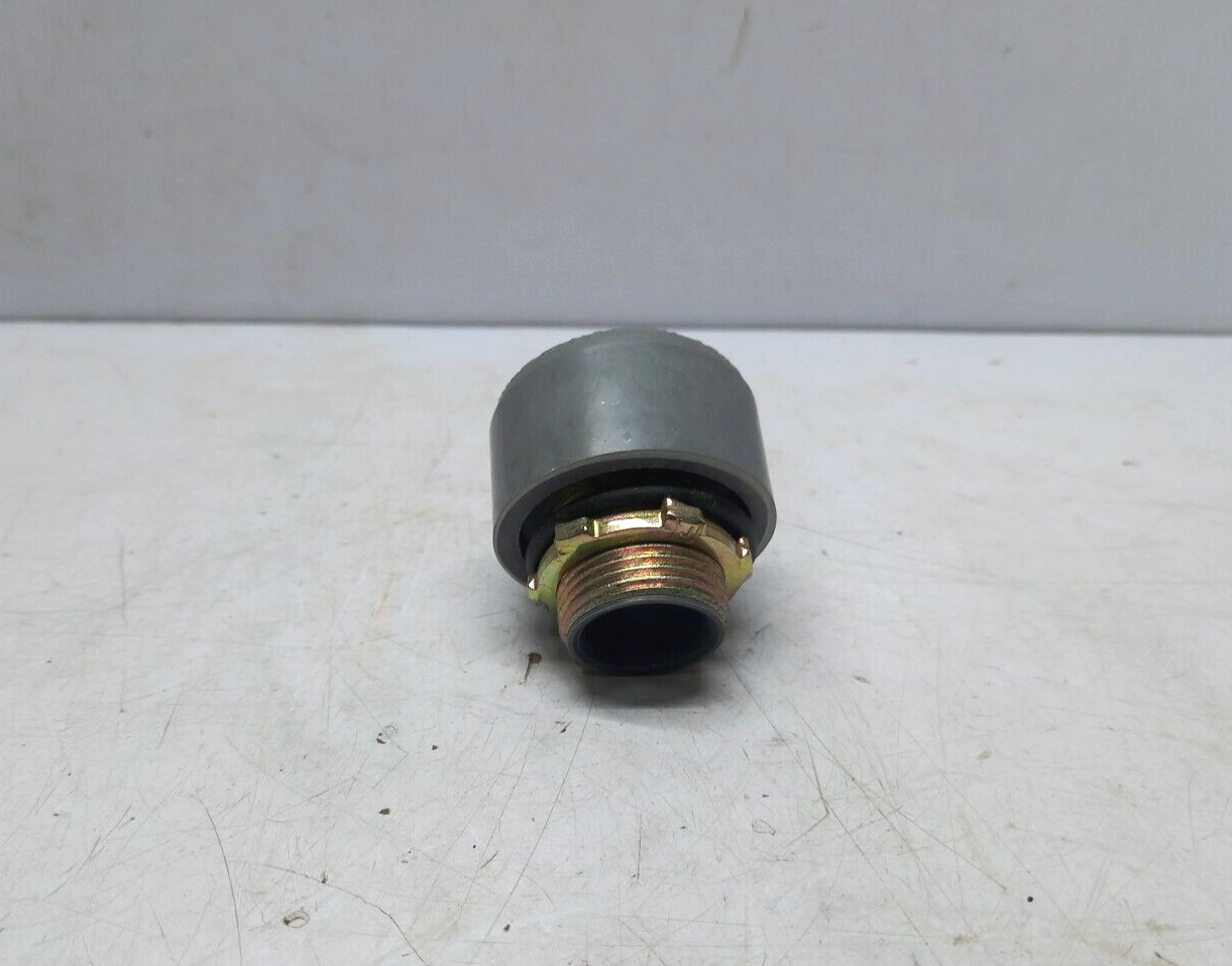 Allen Bradley 1490-N9 3/4 Conduit Hub For Use Only With Threaded Conduit