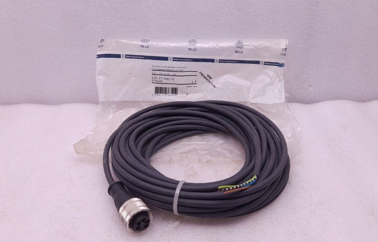 Telemecanique XZC P1764L10 Straight Female Connector 7/8Wired 16UN