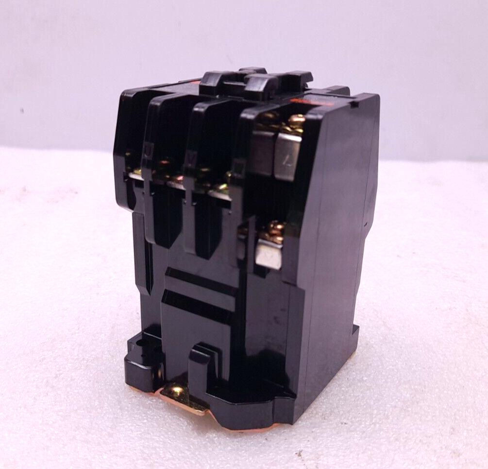 Togami PAK-18H Magnetic Contactor Ith 28A 100V50Hz 100-110V60Hz H Series PAK18H