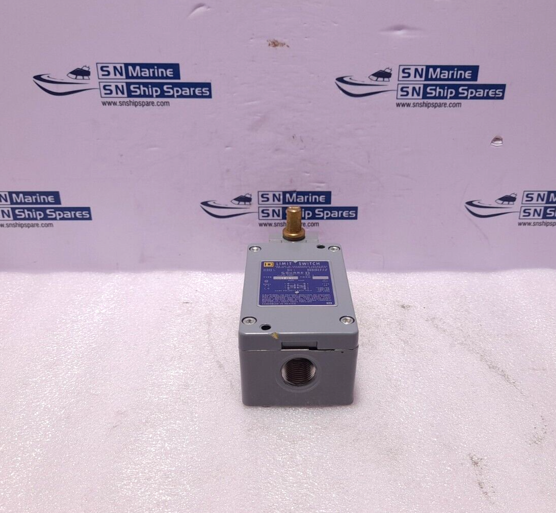 Square D 9007CR61B2 Ser A Limit Switch NOV 7038A433 9007 CR61B2 Head Type B