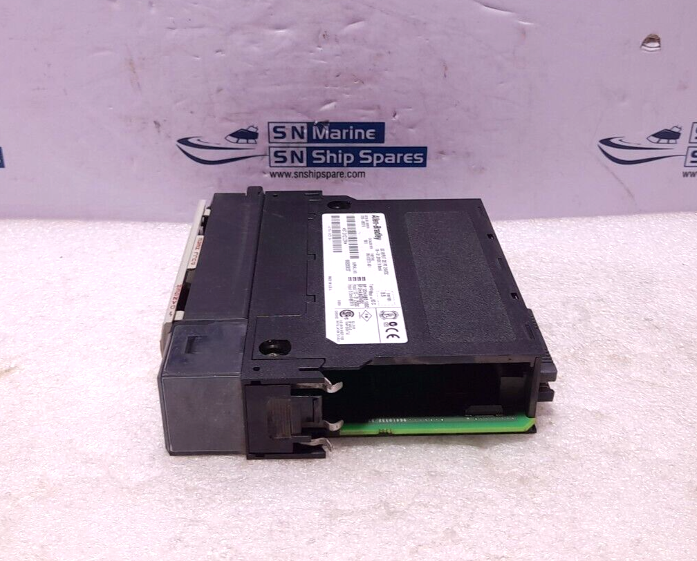 Allen Bradley 1756-IB32 Ser B DC Input 32PT 24VDC B01 96410273 A014