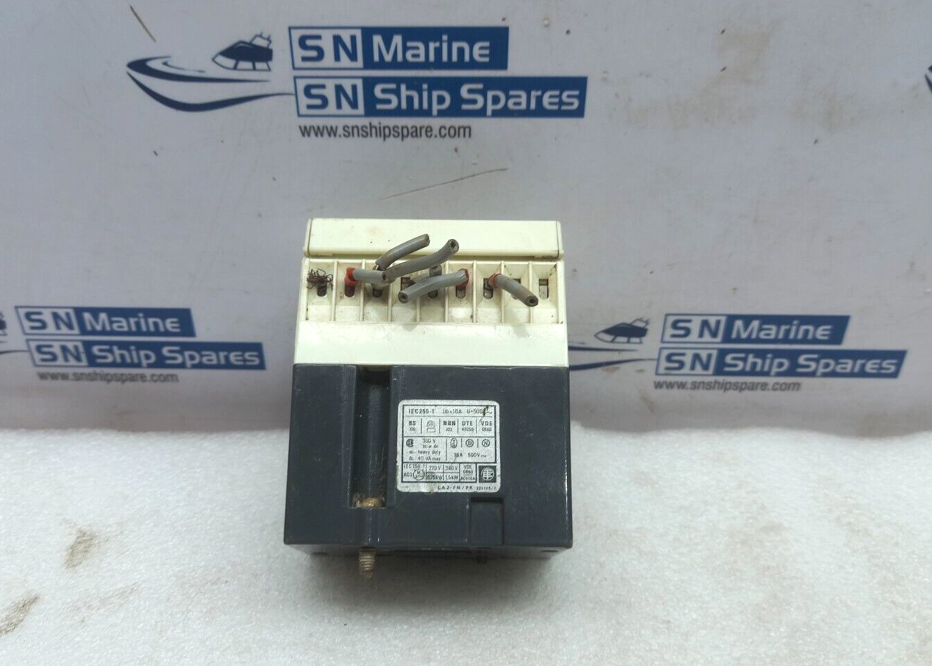 Telemecanique CA2-FN 144 Control Relay Ith=10A U=500V~ 300V AC Or DC