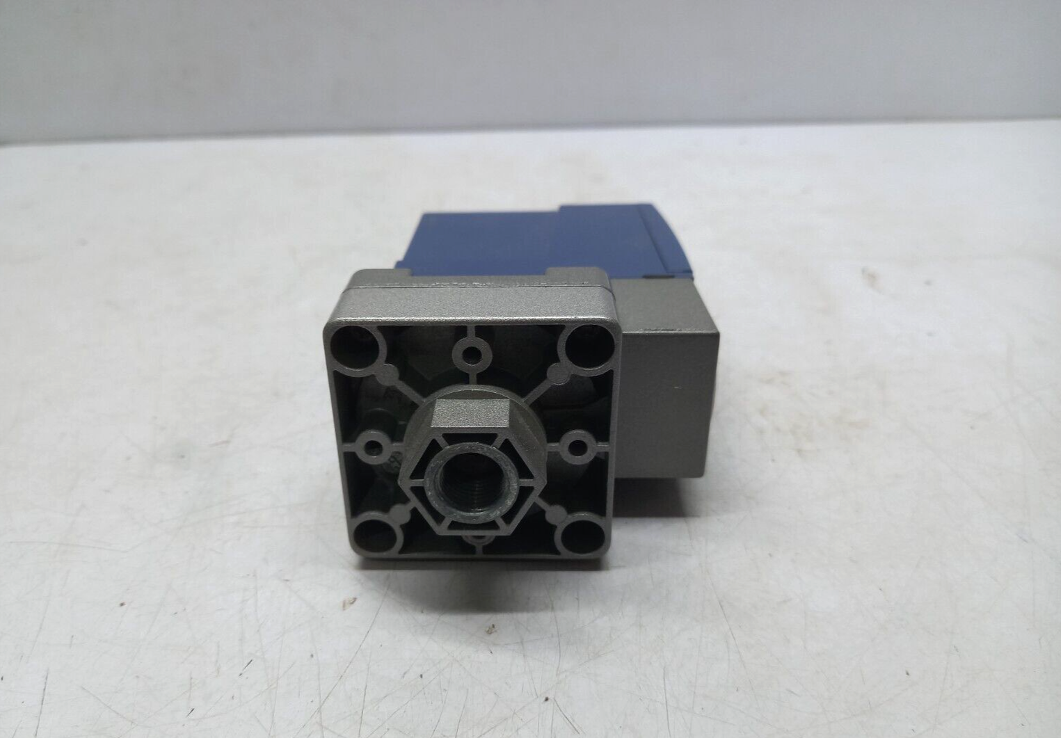 Telemecanique XML BM02V2S11 Pressure Switch 1-0bar 14.5-0PSI 100-0KPa