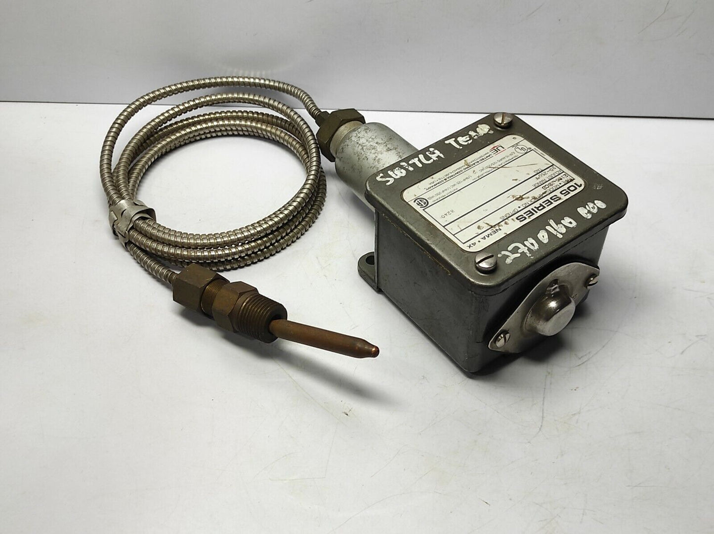 United Electric E105-2BCB Temperature Control E1052BCB