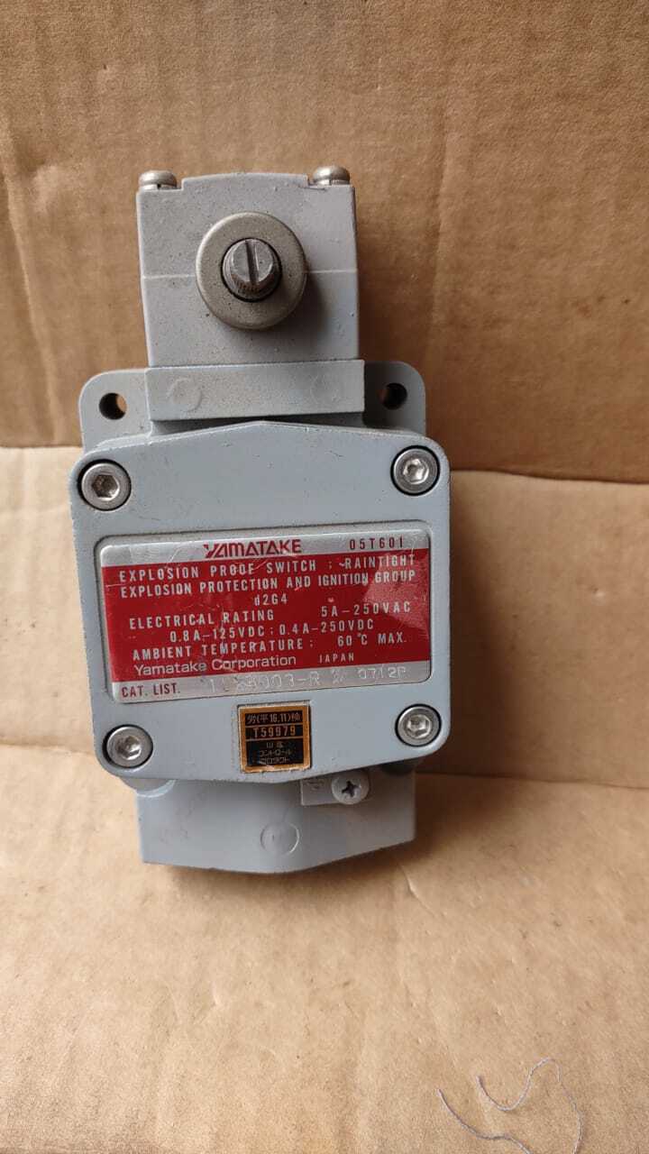 Yamatake 1LX5003-R Explosion Proof Switch Raintight 1LX5003R