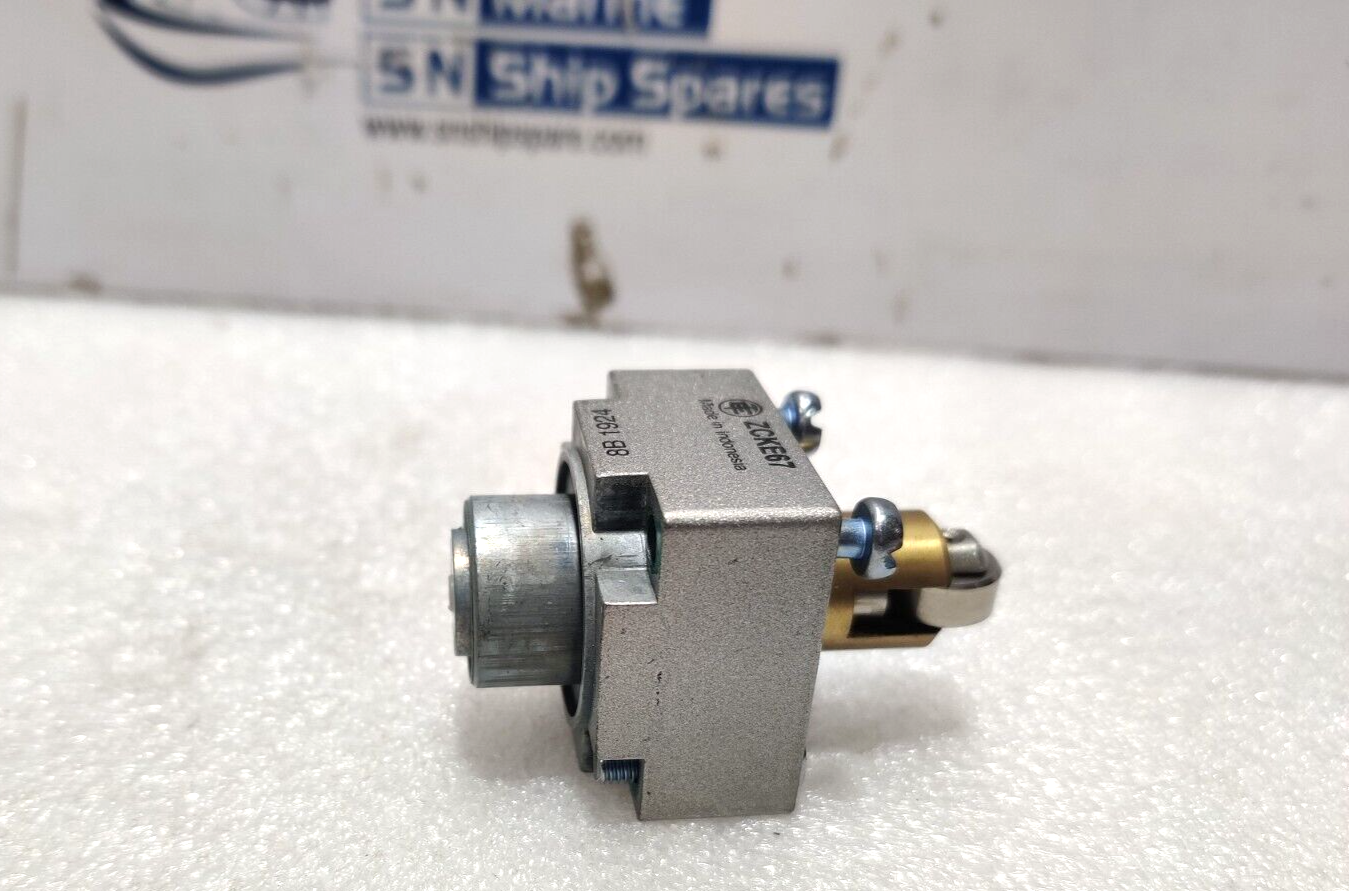 Telemecanique ZCKE67 Limit Switch Head
