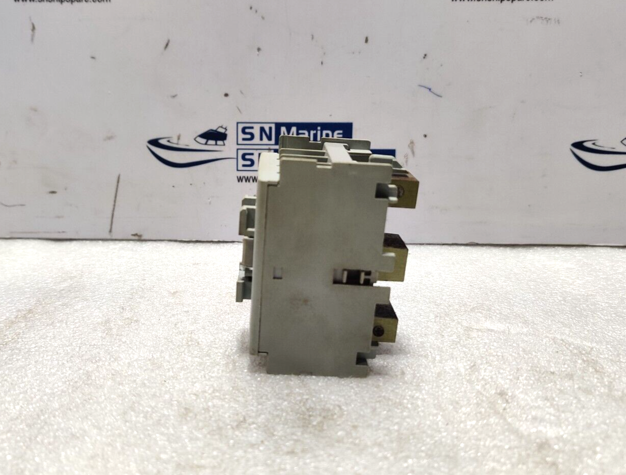 Allen Bradley 100-CS23*10 Contactor Series C 600V AC