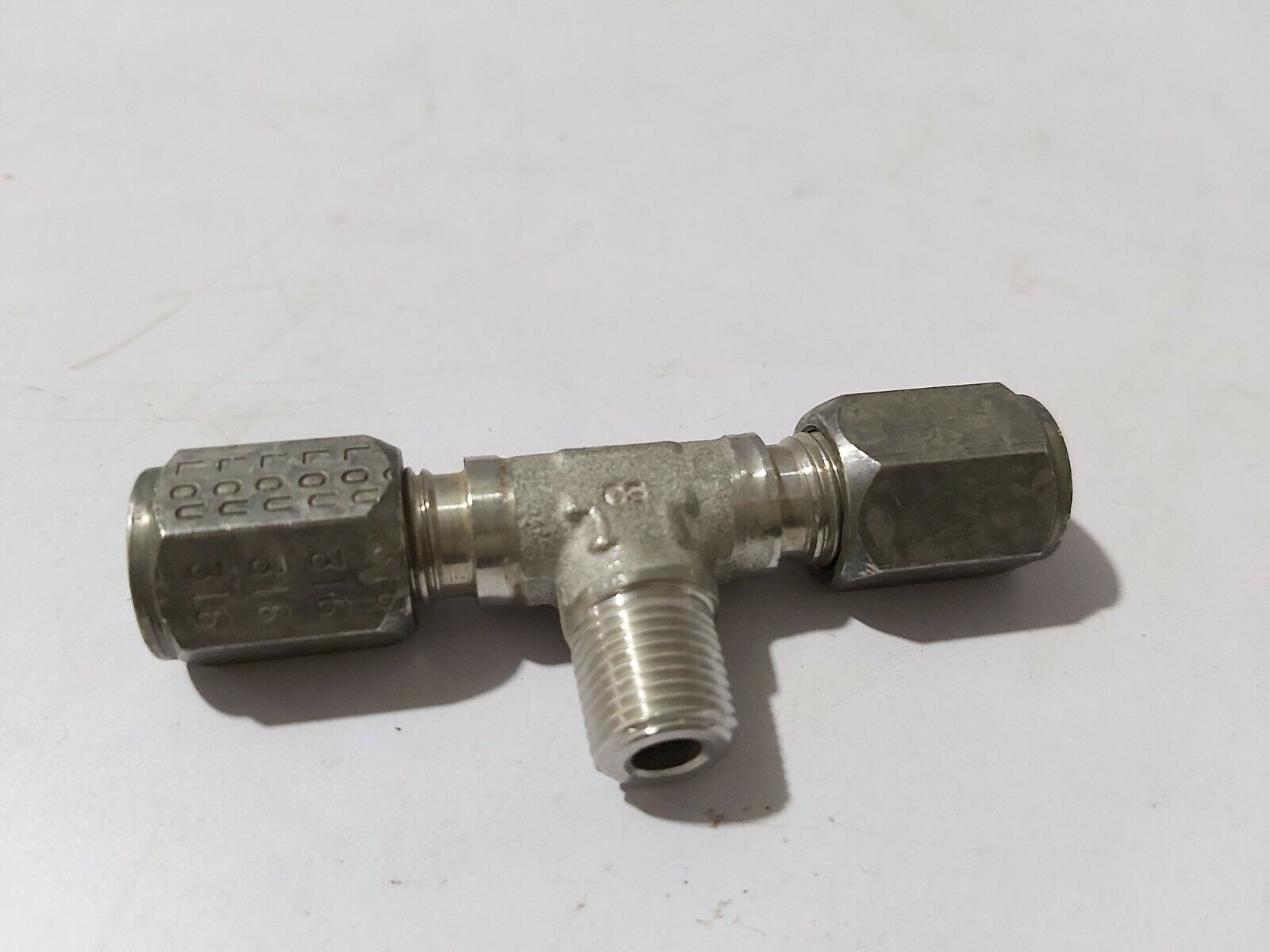 SSP 4-JBU-SS TEE UNION  4JBUSS  1/4 IN 