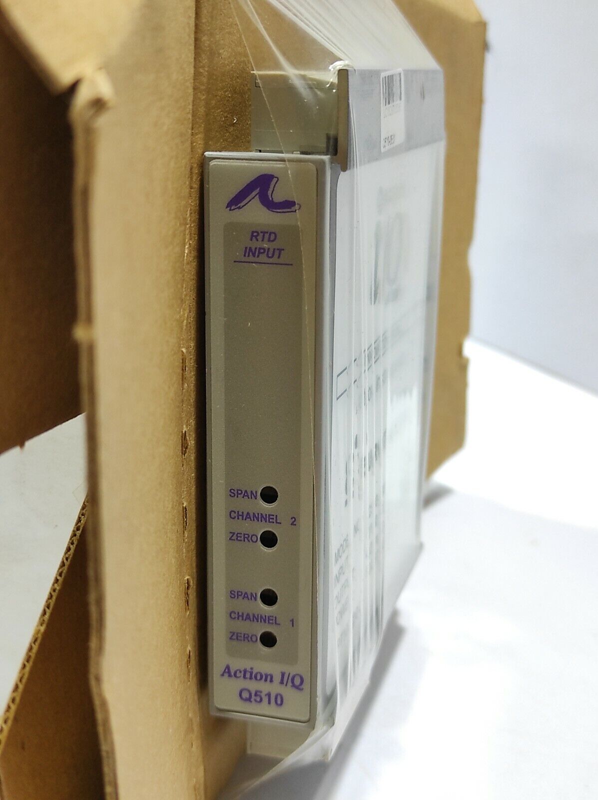 ACTION I/Q EUROTHERM Q510-0B01 RTD INPUT INPUT:0/100 PTC OUTPUT:4/20mA DC POWER