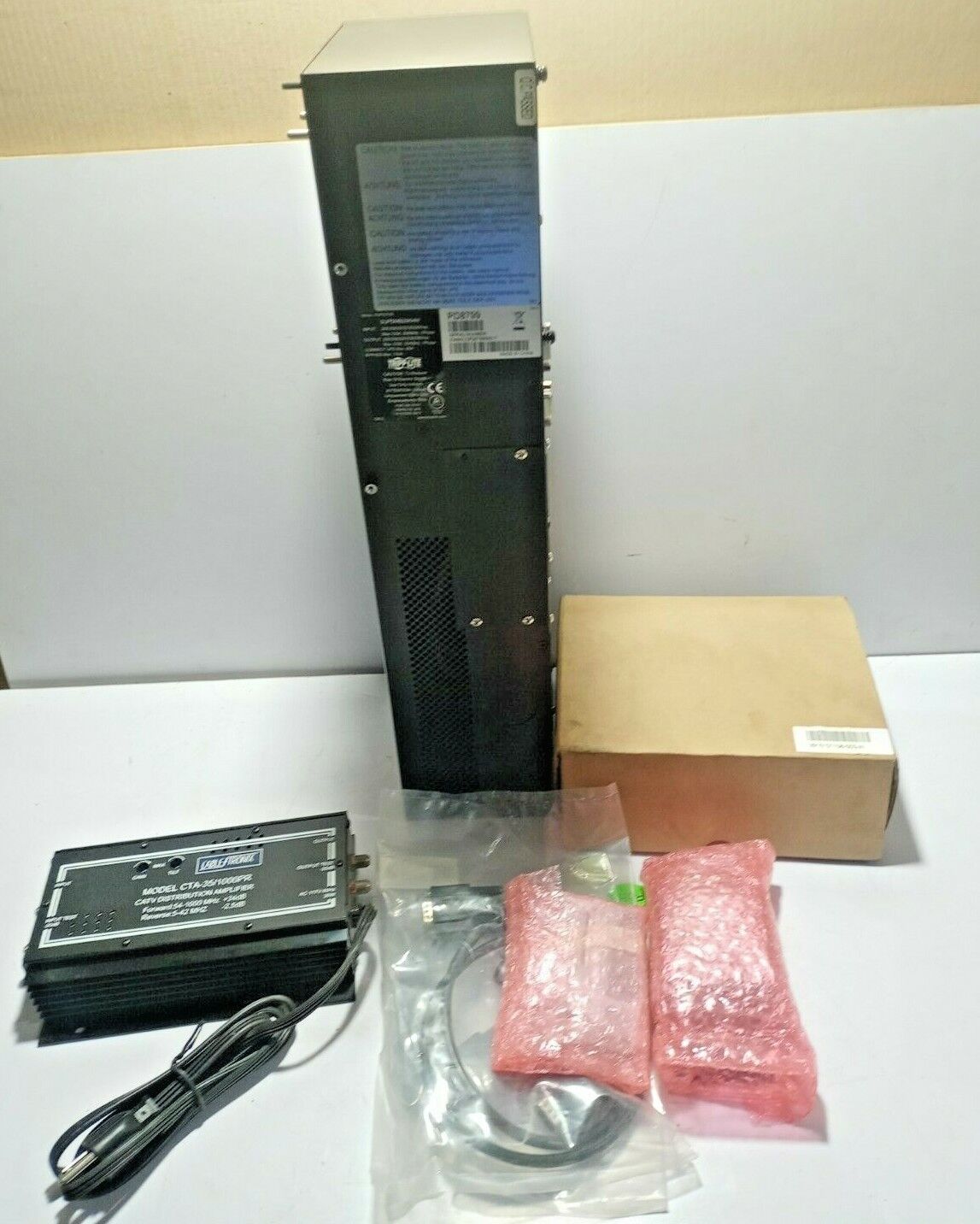 TrippLite SUPDMB20KHW Detachable Redundant PDU Option For Select SmartOnline UPS