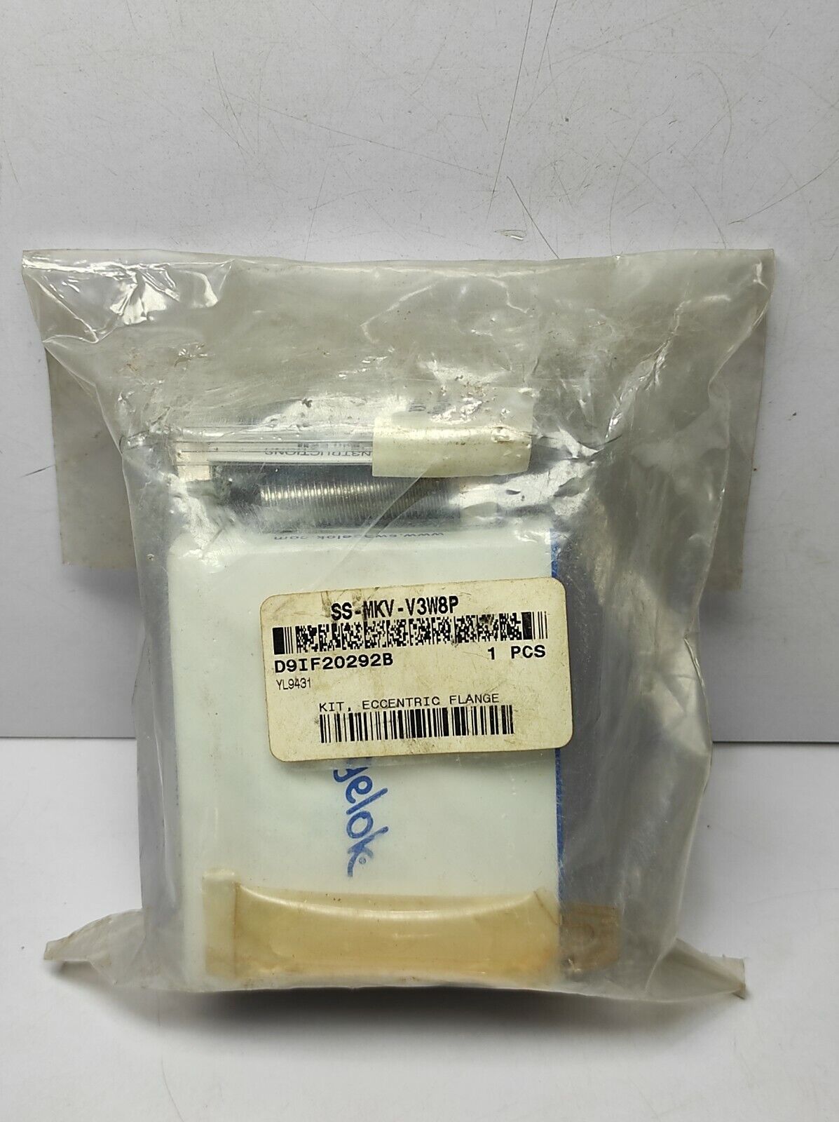 Swagelok SS-MKV-V3W8P Eccentric Flange Kit  / SSMKVV3W8P