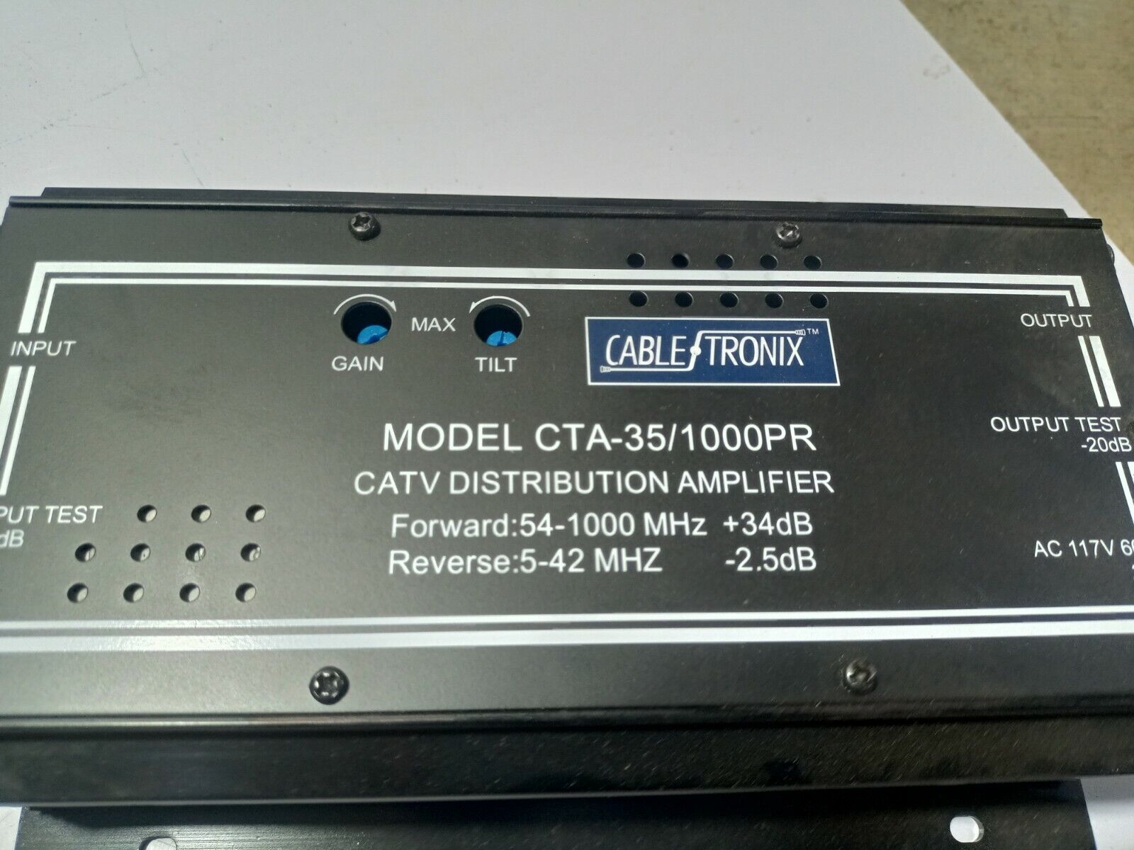 TrippLite SUPDMB20KHW Detachable Redundant PDU Option For Select SmartOnline UPS