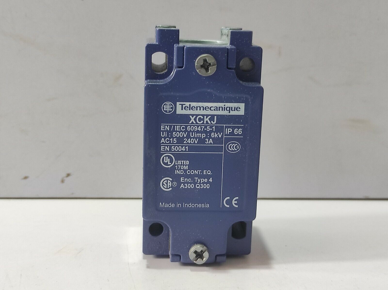 Telemecanique XCKJ10541 Limit Switch