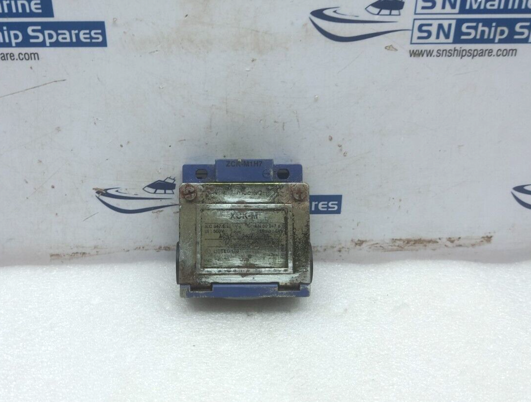 Telemecanique ZCK M1H7 Body Contact AC-15 240V ½ NPT ZCK-M