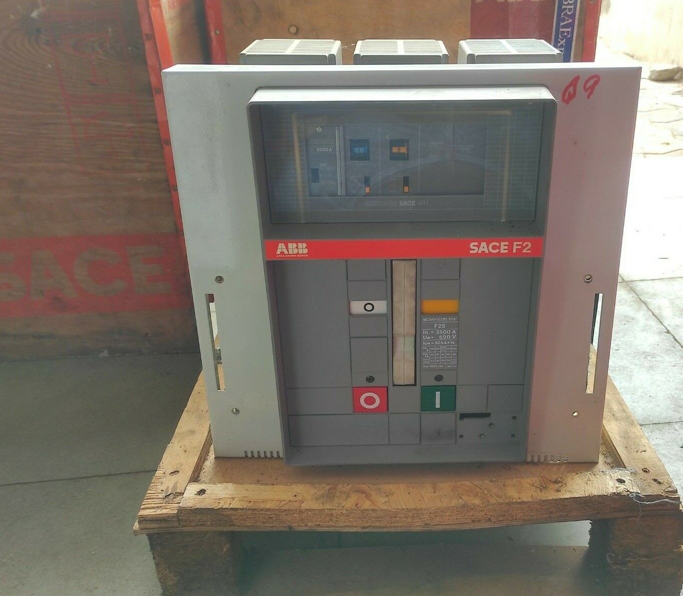 ABB Sace F2 F2S Circuit Breaker 2500A In 2500A Ue 690V Icw 60kAx1S F2S2500A