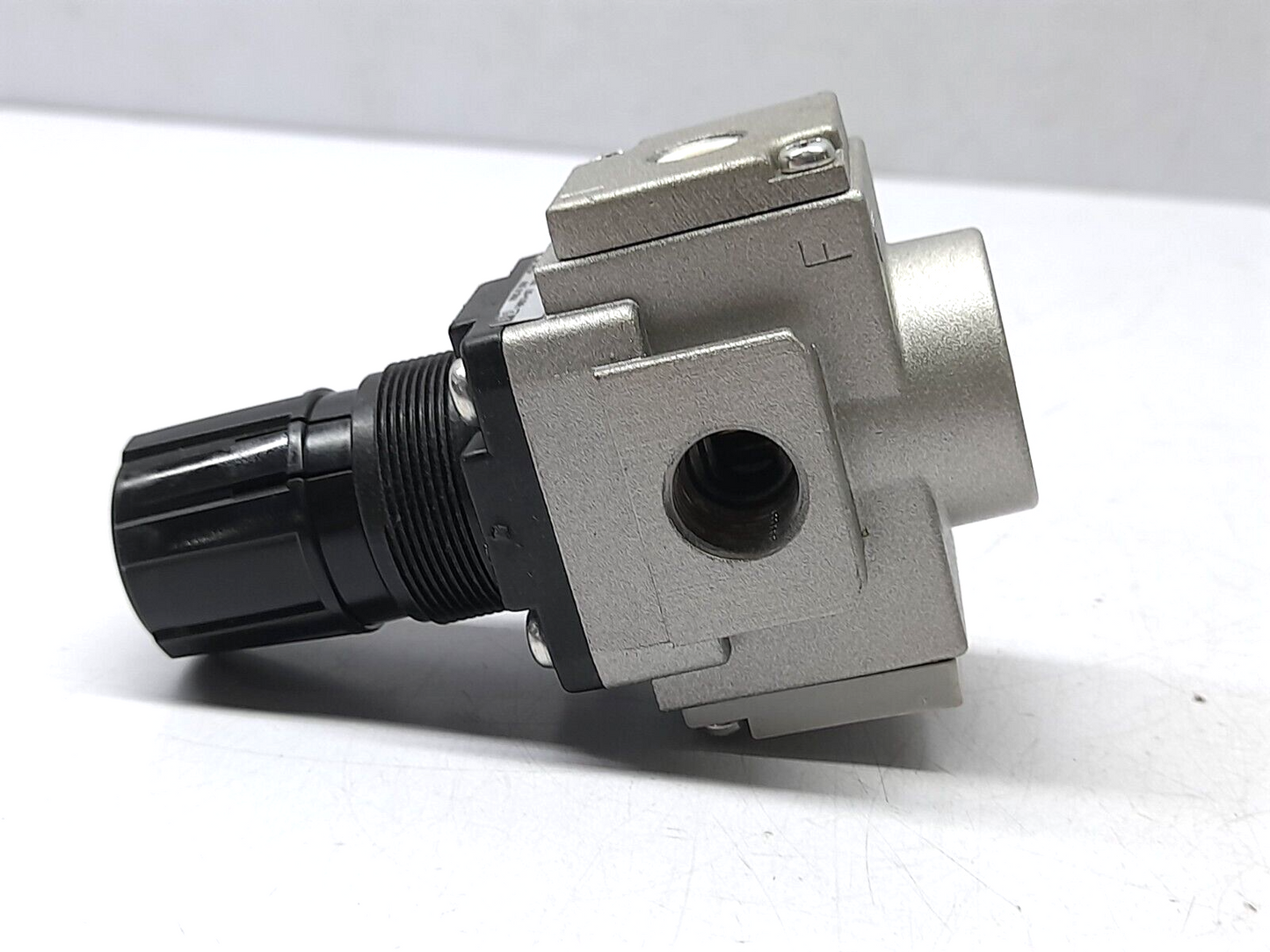 SMC AR20-F02 Pressure Regulator Set Press 0.05~0.85 MPa