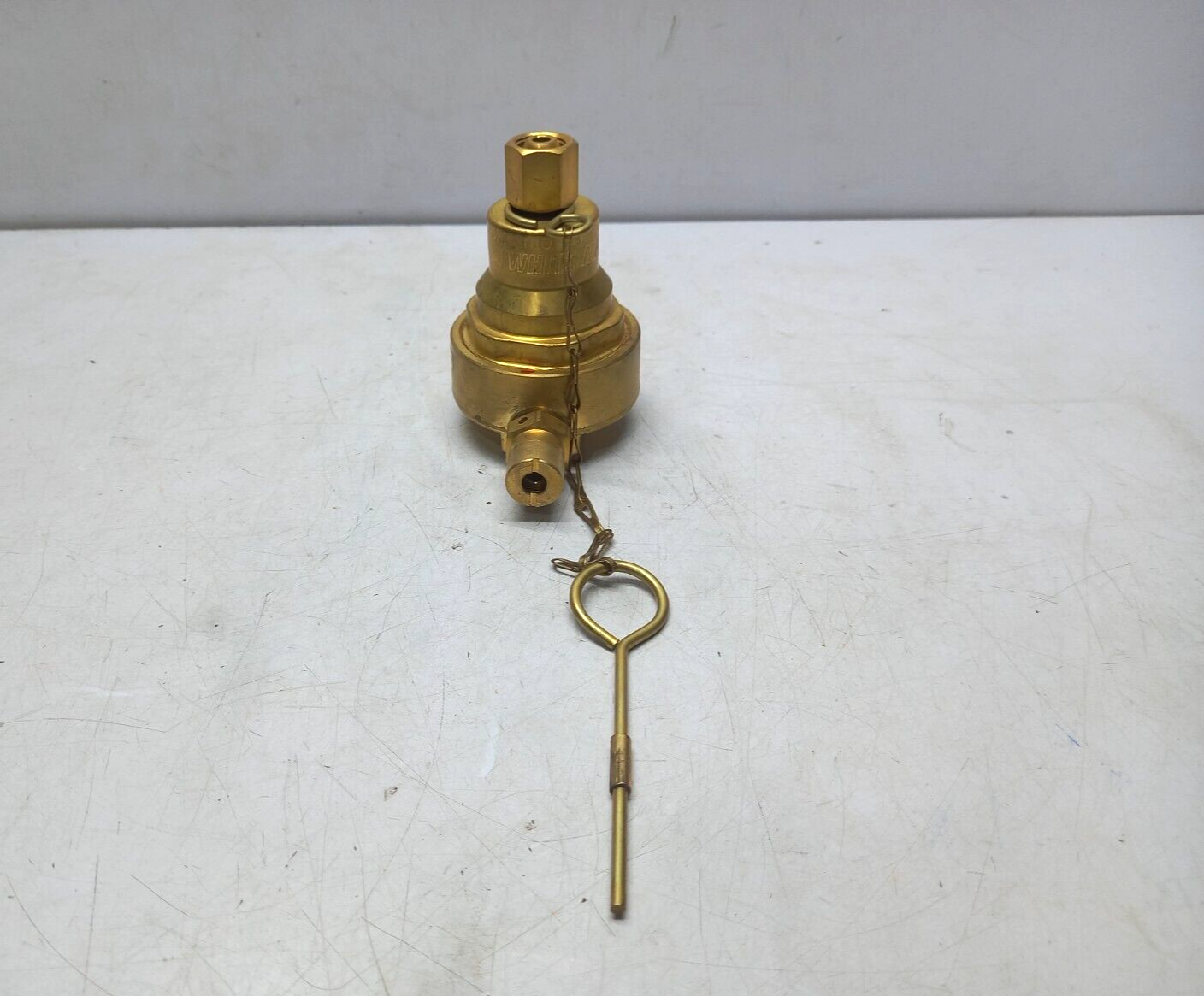 White Martins 40123805 Dry Flame Shutoff Valve For Oxygen Regulator White Matins
