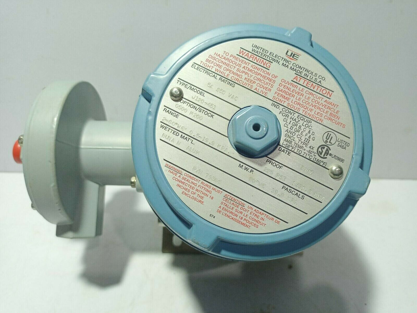 United Electric J120-451 79386 Pressure Switch Range 0-80”WC MWP 80”WC J120451